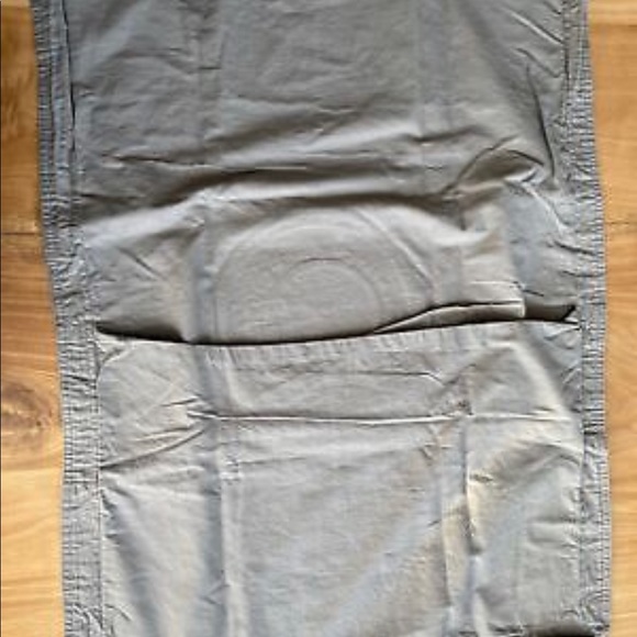 2 Pre-Own PotteryBarn, Teen Golden State Warriors Standard Pillow Sham Grey - Picture 2 of 3